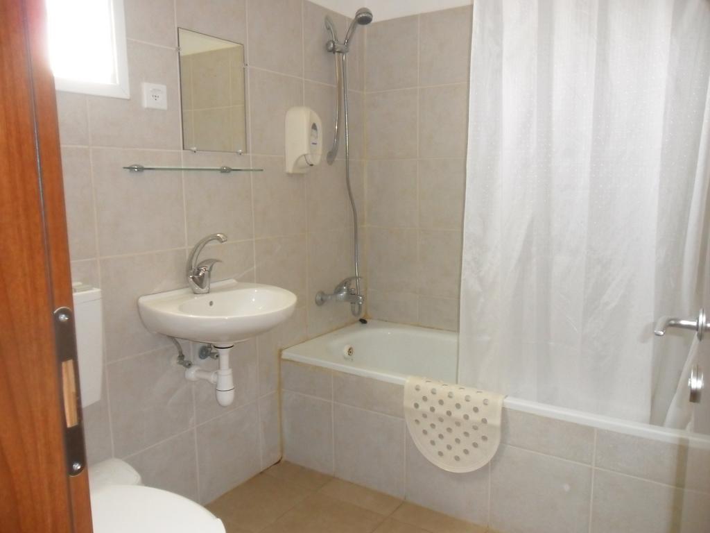 Ein Zurim Guest House 'En Zurim 客房 照片